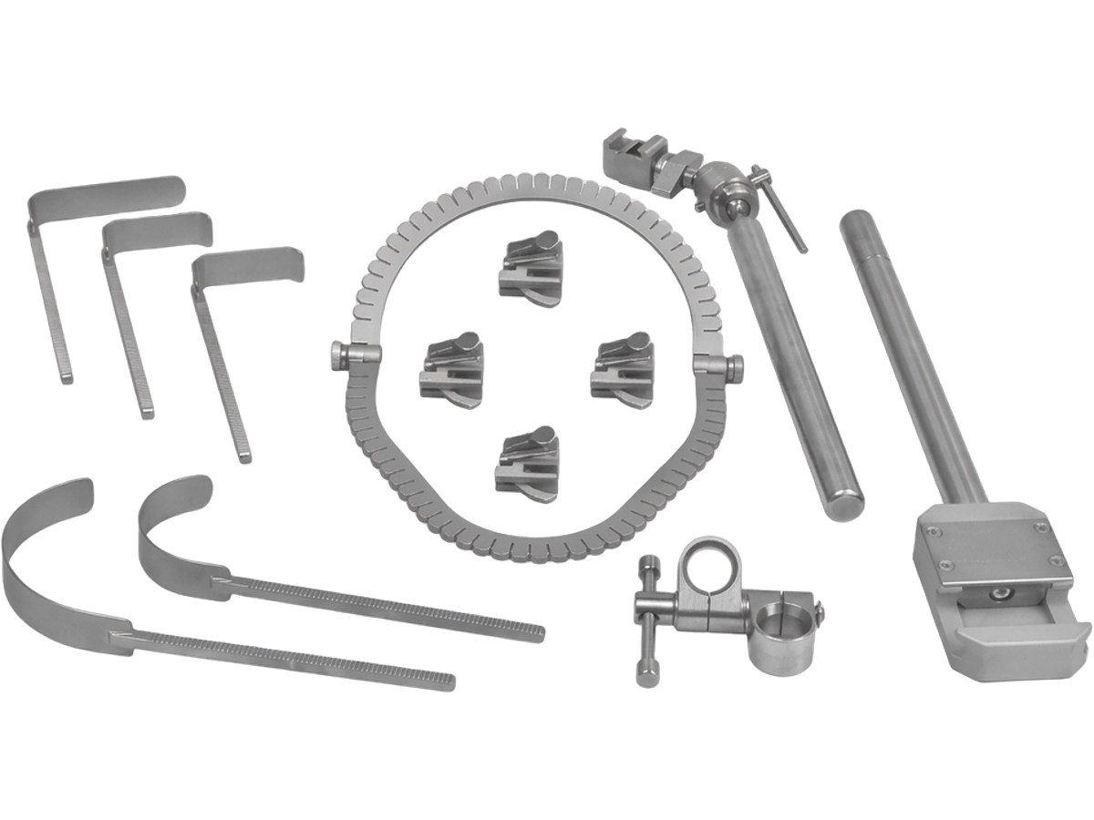 Obstetrics and gynecology retractor system with oval ring frame, pelvic blades, clamps and table post
